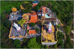 CHÙA BÀ THIÊN HẬU – LINH SƠN THẮNG CẢNH SUNWORLD BÀ ĐEN – THẢ ĐÈN HOA ĐĂNG TRƯỚC TÔN TƯỢNG PHẬT BÀ - TÒA THÁNH CAO ĐÀI  THIỀN LÂM CỔ TỰ 